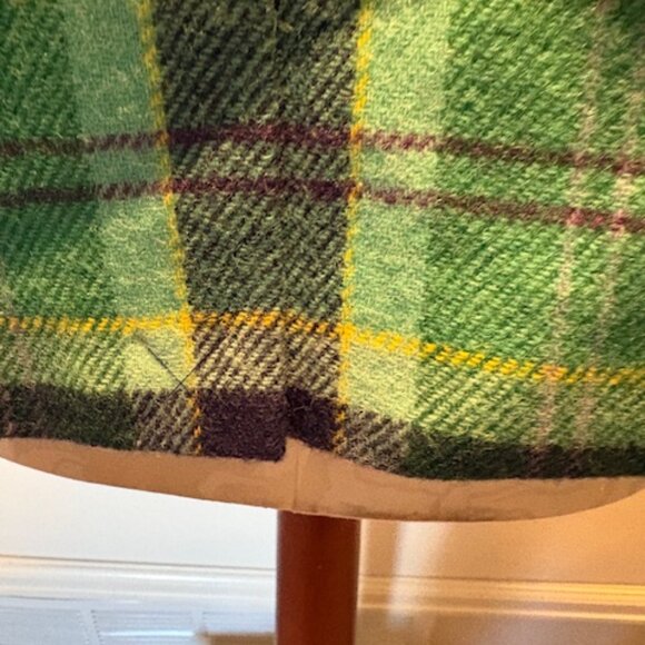 TALBOTS classic women's plaid blazer in size 14P, great for office/casual wear - Picture 4 of 6